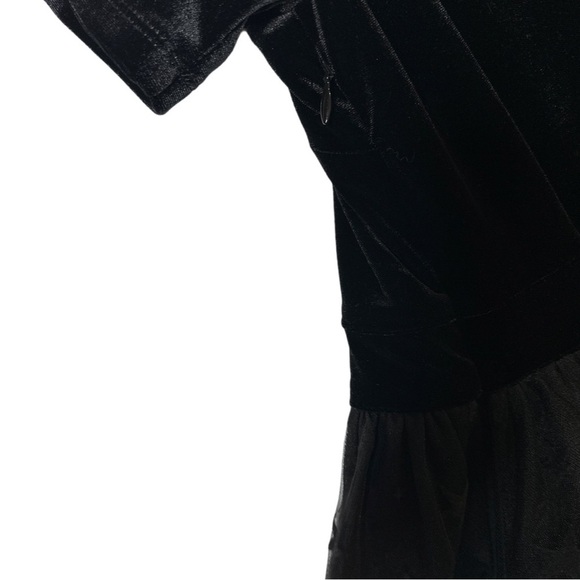 Modcloth Retro Uplifting Aura Off Shoulder Black Velvet Midi Dress Size Medium - Picture 10 of 11